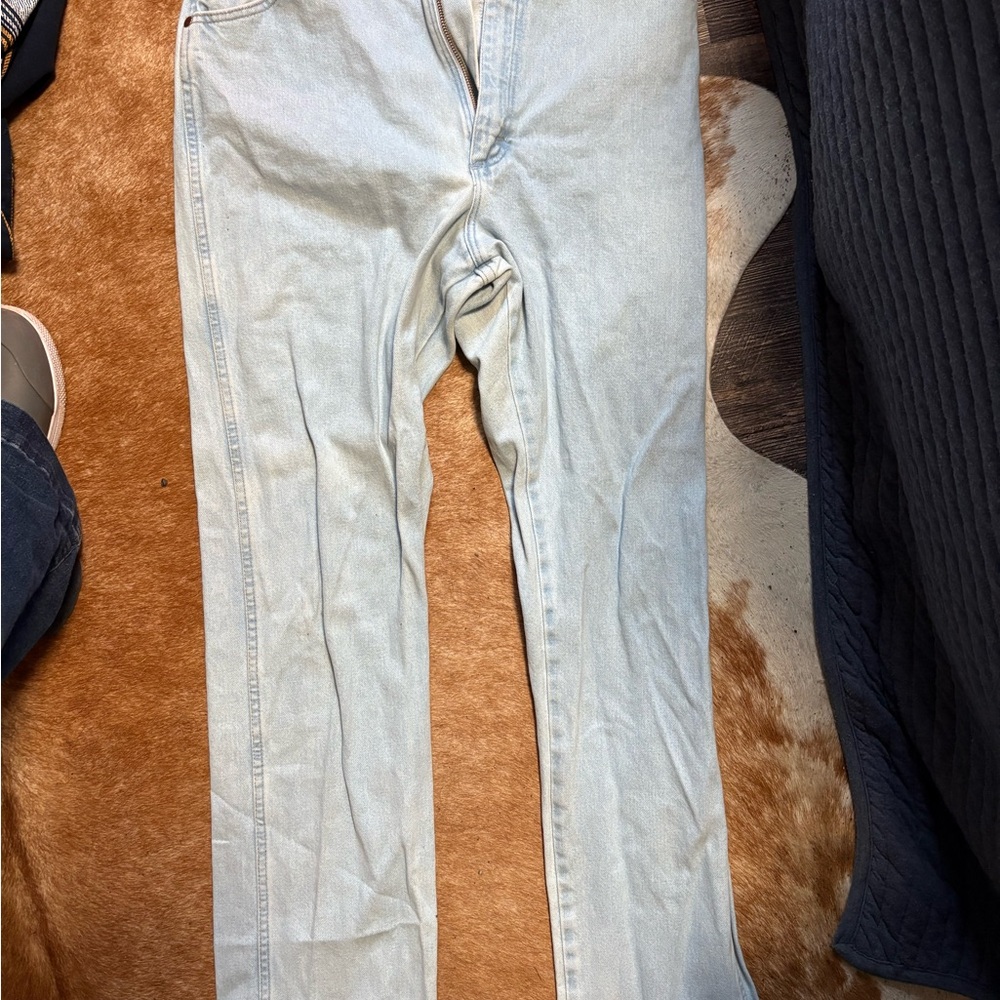 Wrangler Womens Straight Jeans in Light Blue